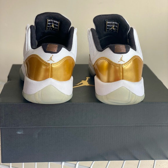 Air Jordan 11 low “Closing Ceremony” - Picture 5 of 5